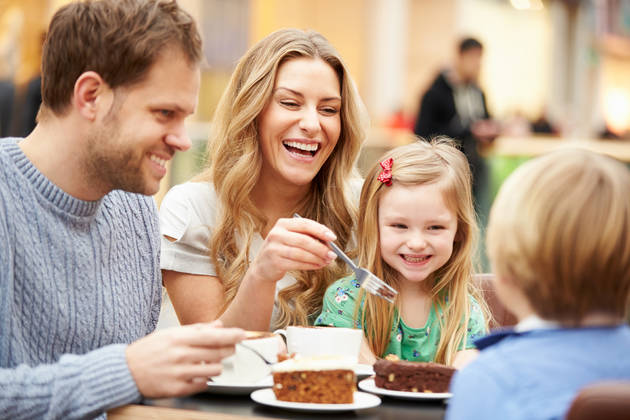 15 лучших советов, как пообедать вне дома с детьми