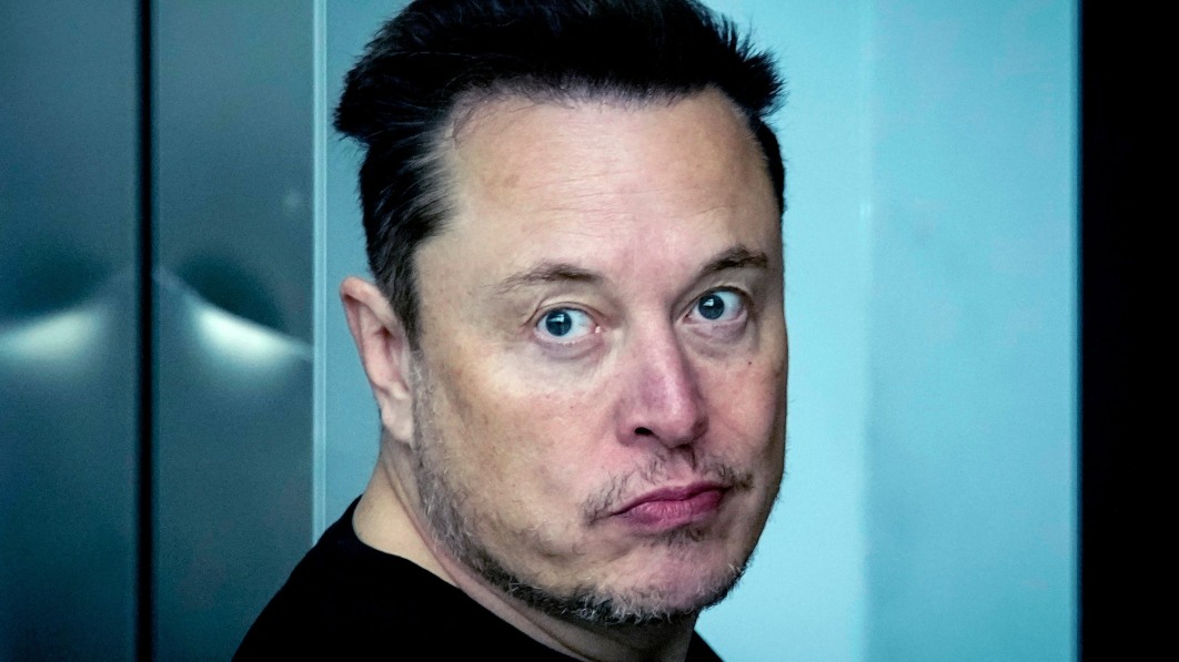 Tesla настолько отчаянно нуждается в продажах, что начала рекламу, которую Илон Маск, как известно, «ненавидит».