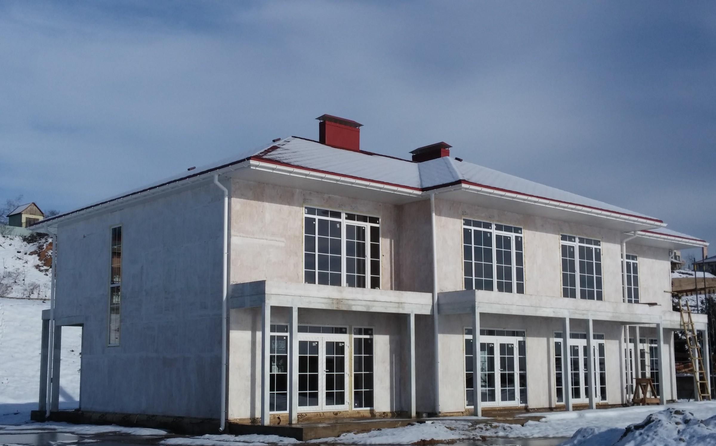 Строительство зимой: мифы, плюсы и реальные риски